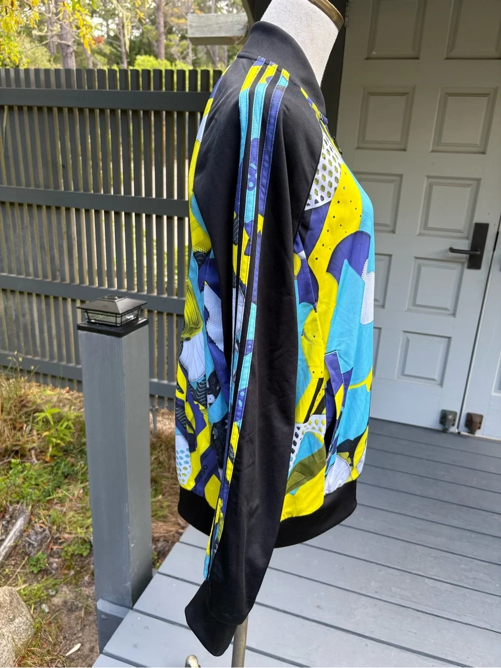 Adidas Graphic Zip-Up Jacket in Turquoise, Yellow & Black - Picture 4 of 8